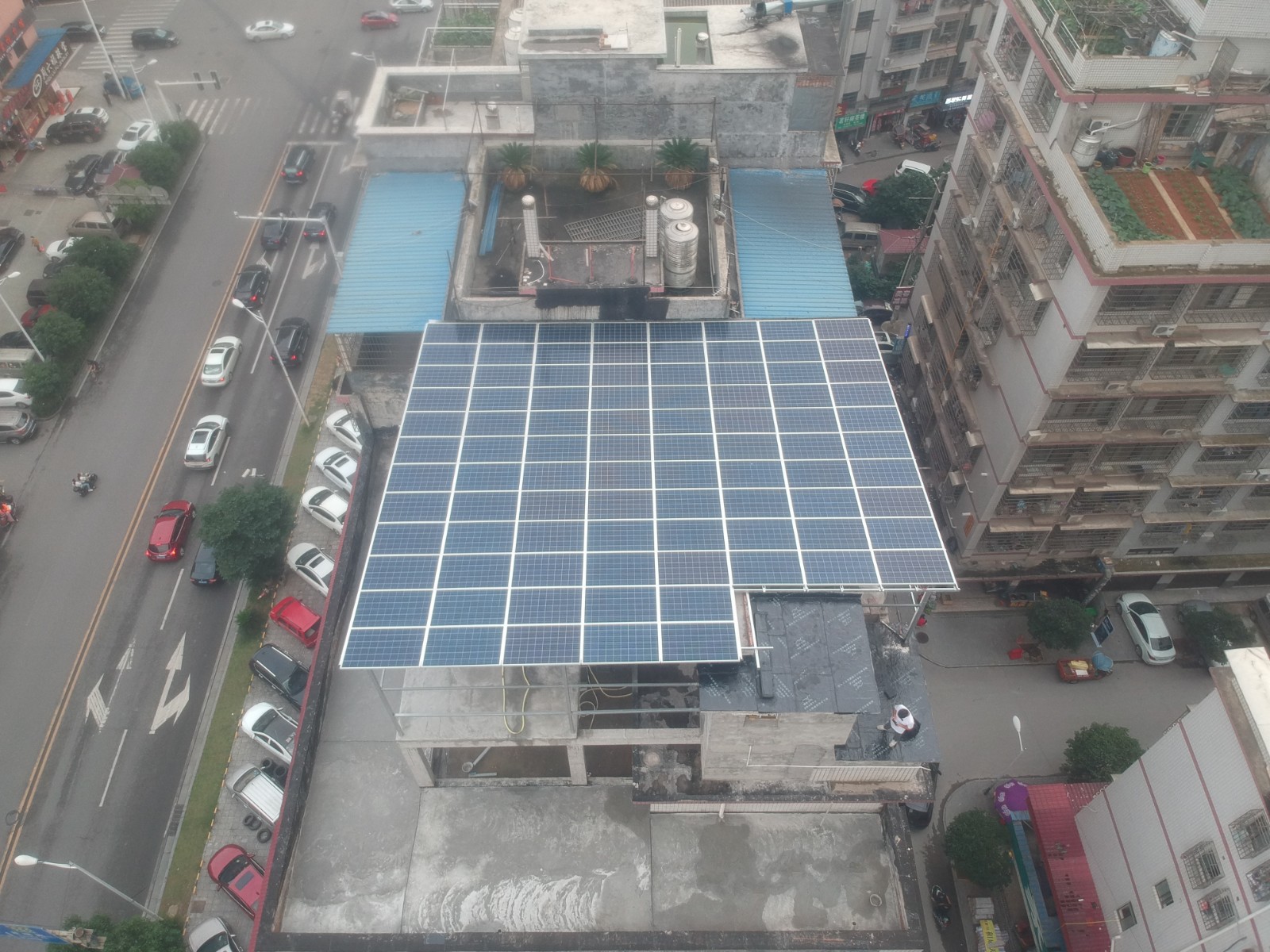 什么叫与修建连系的漫衍式光伏发电系统？？？？？